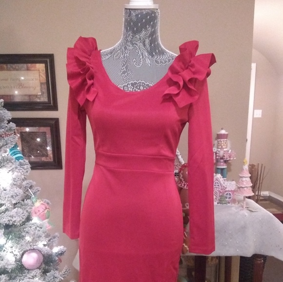 Classy Red BodyCon Dress - Picture 3 of 8